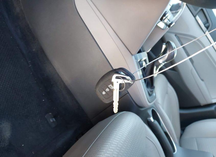 Photo 11 of 2017 Hyundai Elantra LIMITED (VIN 5NPD84LF4HH115507)