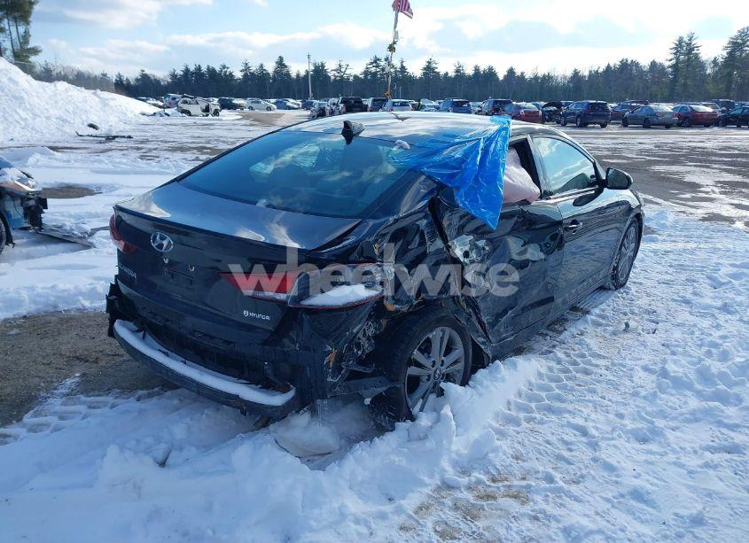 Photo 4 of 2017 Hyundai Elantra SE (VIN 5NPD84LF4HH166229)