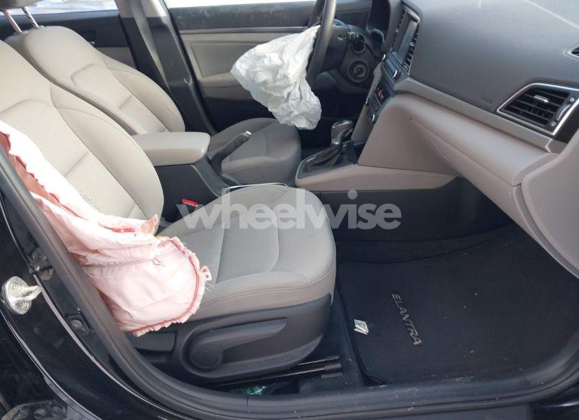 Photo 5 of 2017 Hyundai Elantra SE (VIN 5NPD84LF4HH166229)