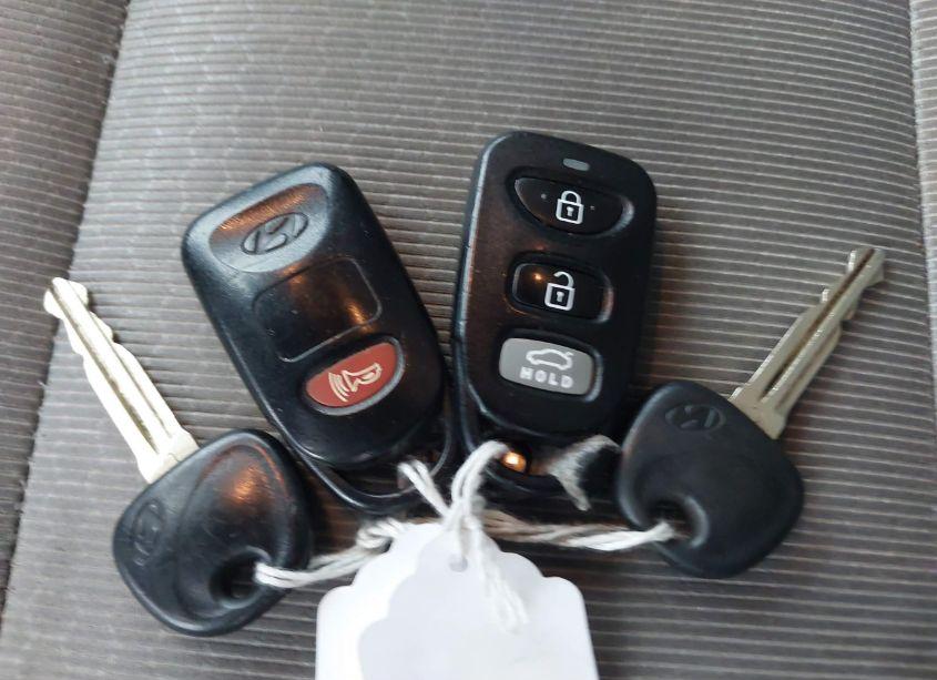 Photo 11 of 2017 Hyundai Elantra SE (VIN 5NPD84LF4HH181796)