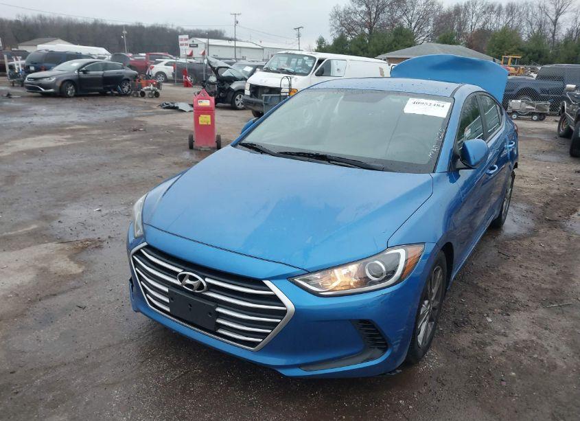 Photo 2 of 2017 Hyundai Elantra SE (VIN 5NPD84LF4HH181796)