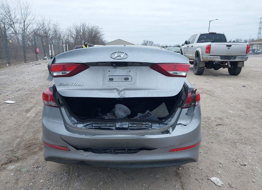 Photo 17 of 2017 Hyundai Elantra SE (VIN 5NPD84LF4HH181930)
