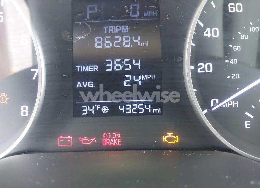 Photo 7 of 2017 Hyundai Elantra SE (VIN 5NPD84LF4HH212786)