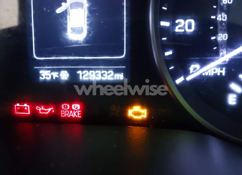 Photo 15 of 2018 Hyundai Elantra SEL (VIN 5NPD84LF4JH214396)