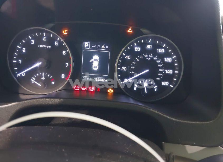 Photo 7 of 2018 Hyundai Elantra SEL (VIN 5NPD84LF4JH214396)