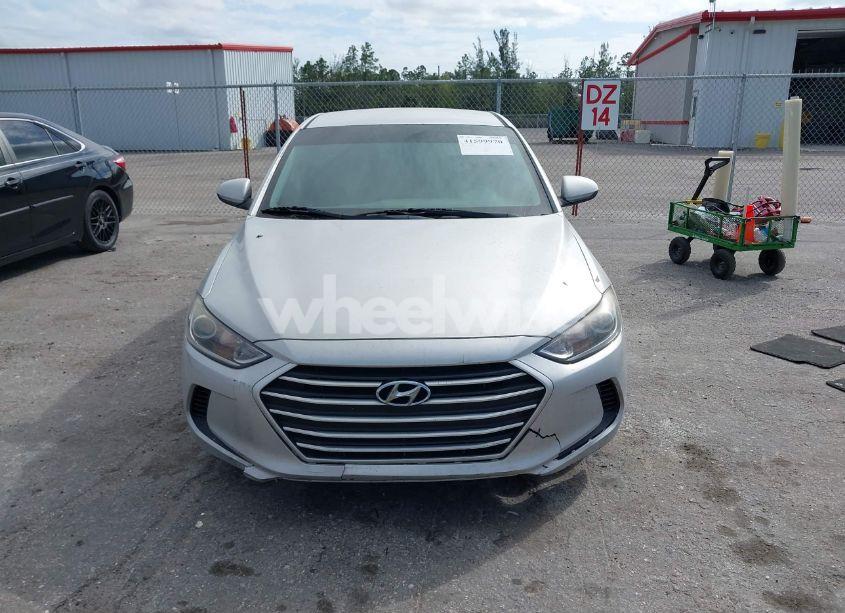 Photo 12 of 2018 Hyundai Elantra SEL (VIN 5NPD84LF4JH232218)