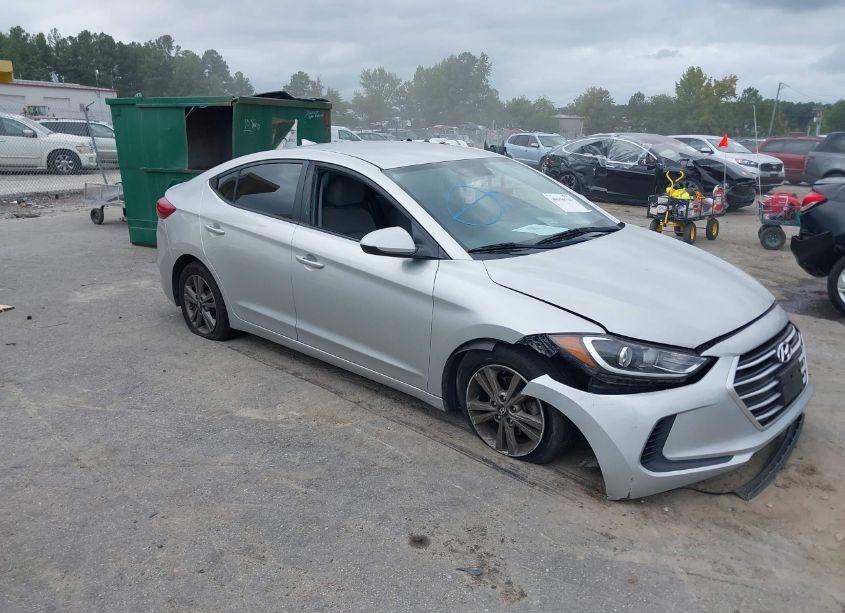 2018 Hyundai Elantra SEL (VIN 5NPD84LF4JH235829) main photo
