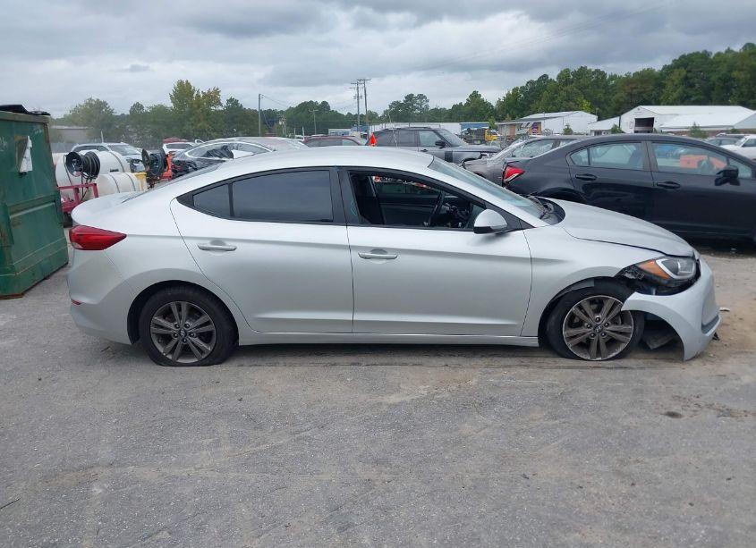 Photo 13 of 2018 Hyundai Elantra SEL (VIN 5NPD84LF4JH235829)