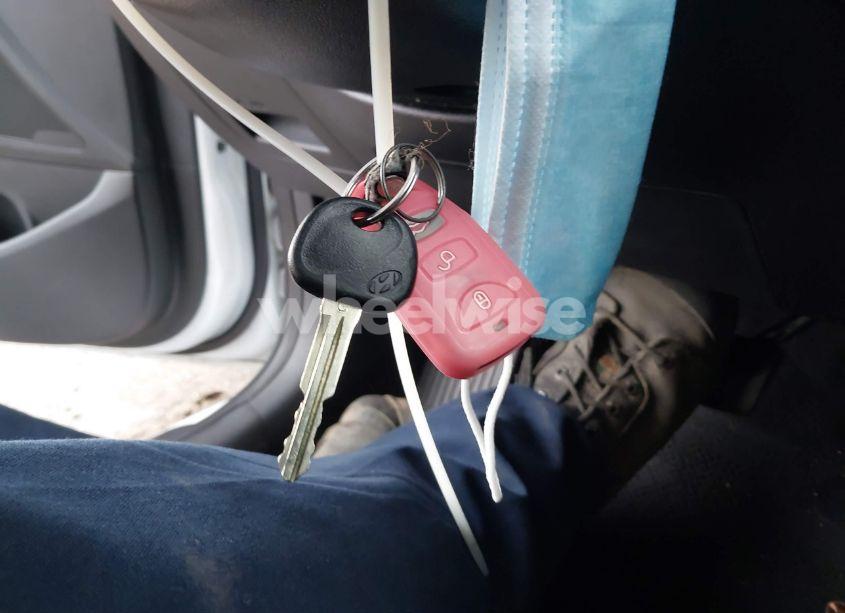 Photo 11 of 2018 Hyundai Elantra SEL (VIN 5NPD84LF4JH236849)