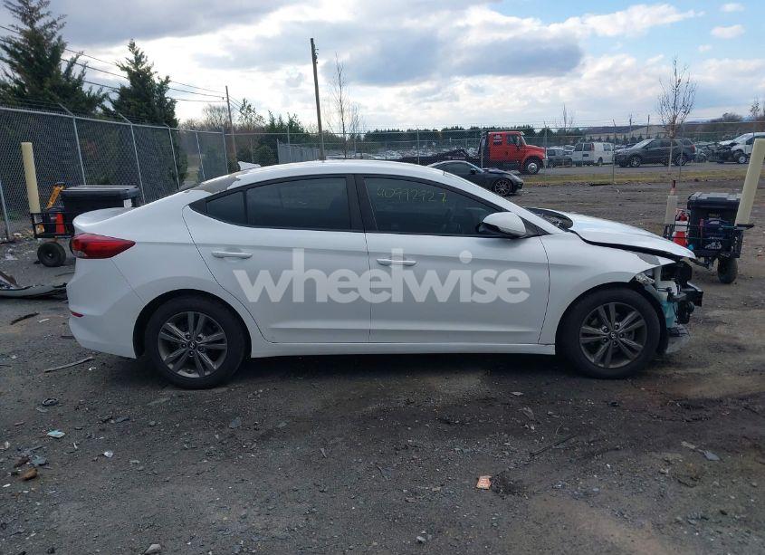 Photo 13 of 2018 Hyundai Elantra SEL (VIN 5NPD84LF4JH236849)