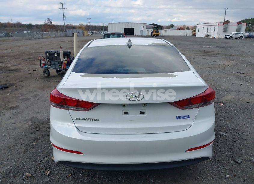 Photo 16 of 2018 Hyundai Elantra SEL (VIN 5NPD84LF4JH236849)