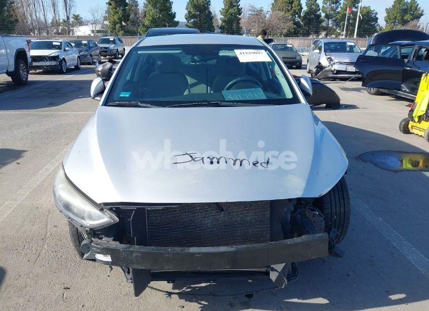 Photo 12 of 2018 Hyundai Elantra SEL (VIN 5NPD84LF4JH245941)