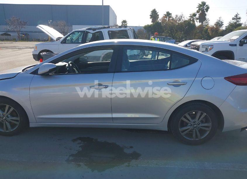Photo 14 of 2018 Hyundai Elantra SEL (VIN 5NPD84LF4JH245941)