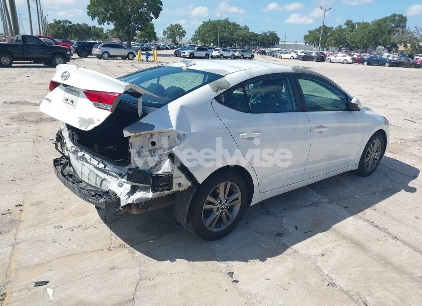 Photo 4 of 2018 Hyundai Elantra SEL (VIN 5NPD84LF4JH267020)