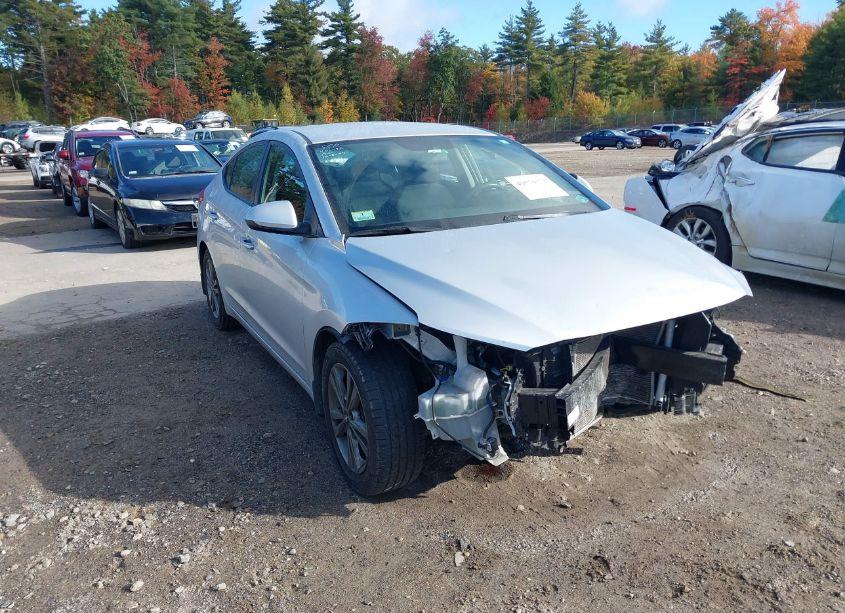 2018 Hyundai Elantra SEL (VIN 5NPD84LF4JH276882) main photo