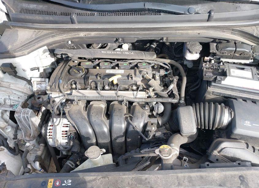 Photo 10 of 2018 Hyundai Elantra SEL (VIN 5NPD84LF4JH276882)