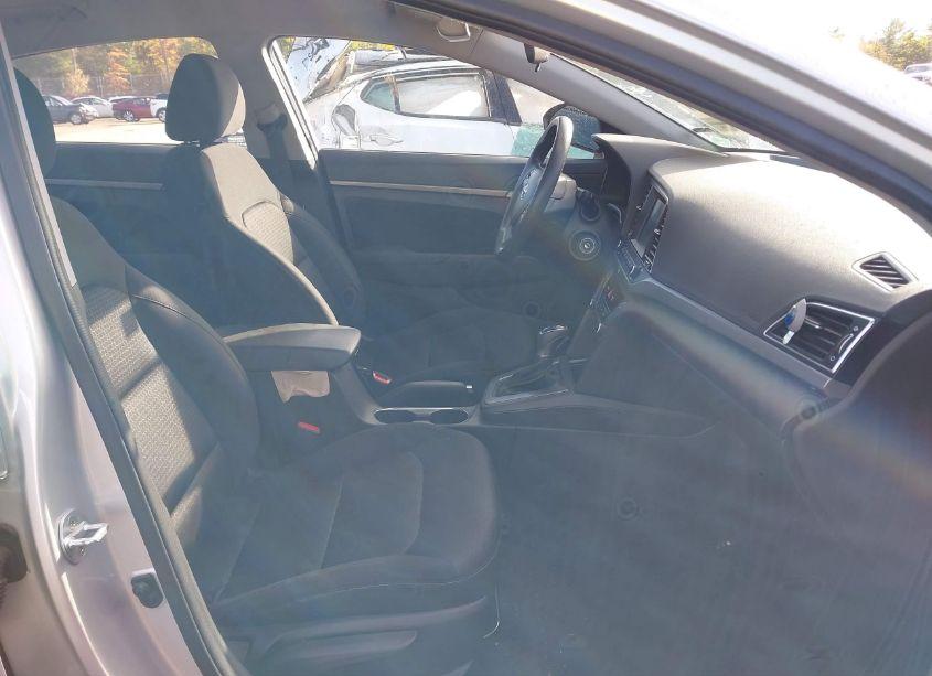 Photo 5 of 2018 Hyundai Elantra SEL (VIN 5NPD84LF4JH276882)