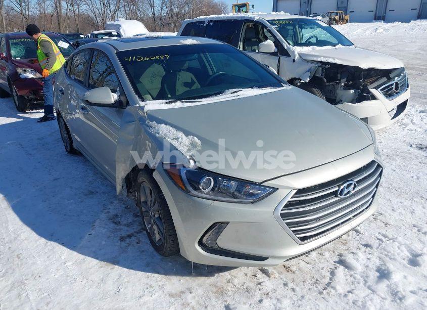 2018 Hyundai Elantra VALUE EDITION (VIN 5NPD84LF4JH278874) main photo