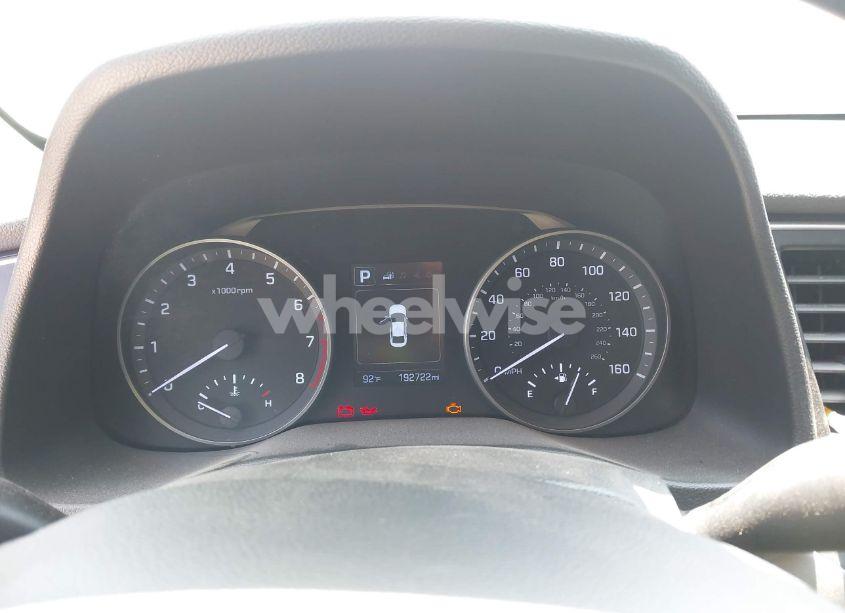 Photo 7 of 2018 Hyundai Elantra SEL (VIN 5NPD84LF4JH289406)