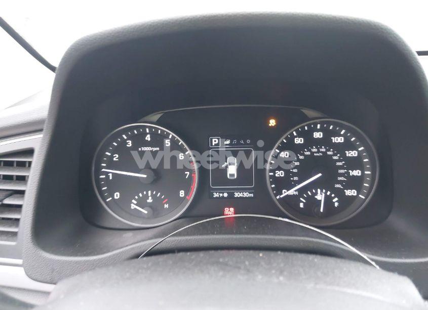 Photo 7 of 2018 Hyundai Elantra SEL (VIN 5NPD84LF4JH292709)