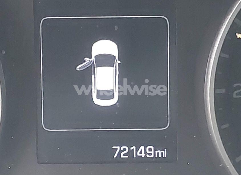 Photo 15 of 2018 Hyundai Elantra SEL (VIN 5NPD84LF4JH302137)