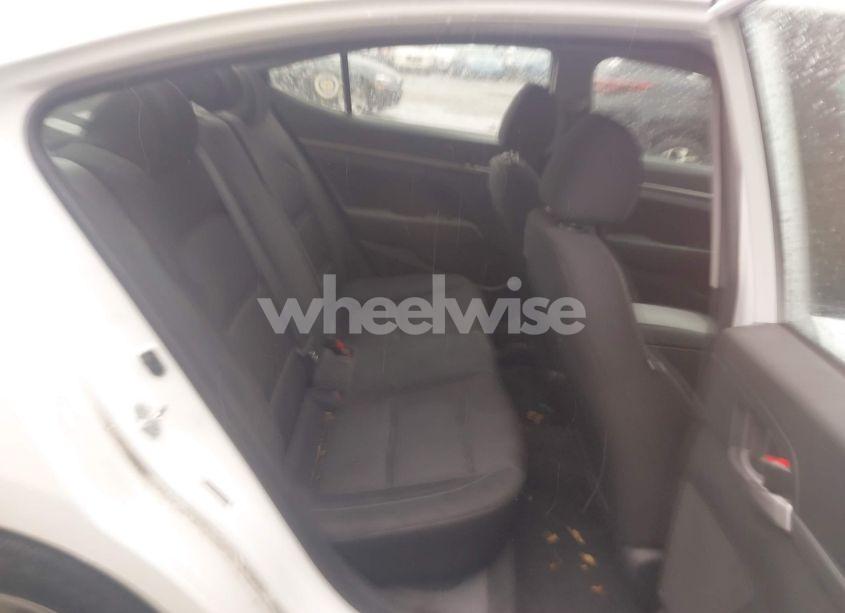 Photo 8 of 2018 Hyundai Elantra SEL (VIN 5NPD84LF4JH302137)