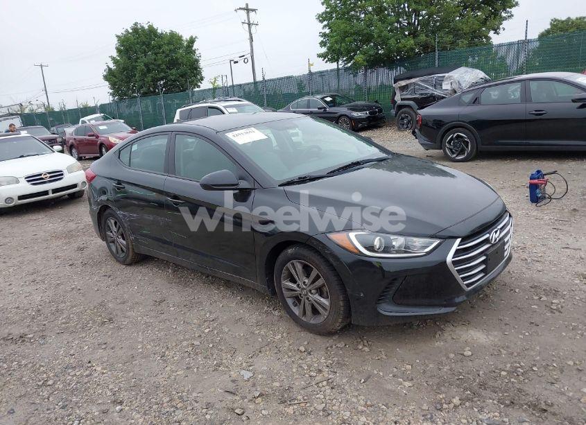 2018 Hyundai Elantra SEL (VIN 5NPD84LF4JH309363) main photo