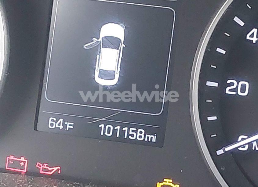 Photo 16 of 2018 Hyundai Elantra SEL (VIN 5NPD84LF4JH309363)