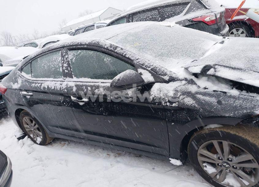 Photo 13 of 2018 Hyundai Elantra SEL (VIN 5NPD84LF4JH316538)