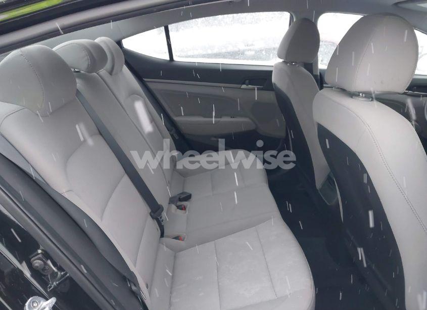 Photo 8 of 2018 Hyundai Elantra SEL (VIN 5NPD84LF4JH316538)