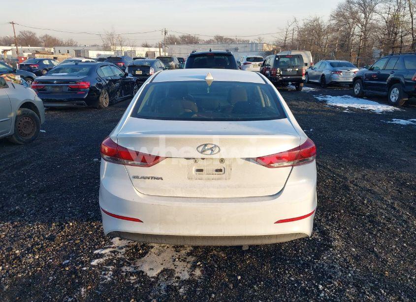 Photo 16 of 2018 Hyundai Elantra SEL (VIN 5NPD84LF4JH328527)