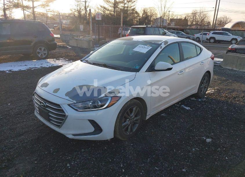 Photo 2 of 2018 Hyundai Elantra SEL (VIN 5NPD84LF4JH328527)