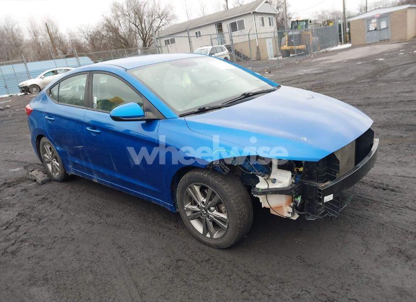 2018 Hyundai Elantra SEL (VIN 5NPD84LF4JH338555) main photo