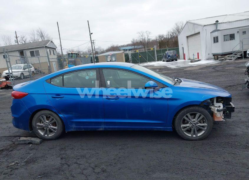 Photo 13 of 2018 Hyundai Elantra SEL (VIN 5NPD84LF4JH338555)