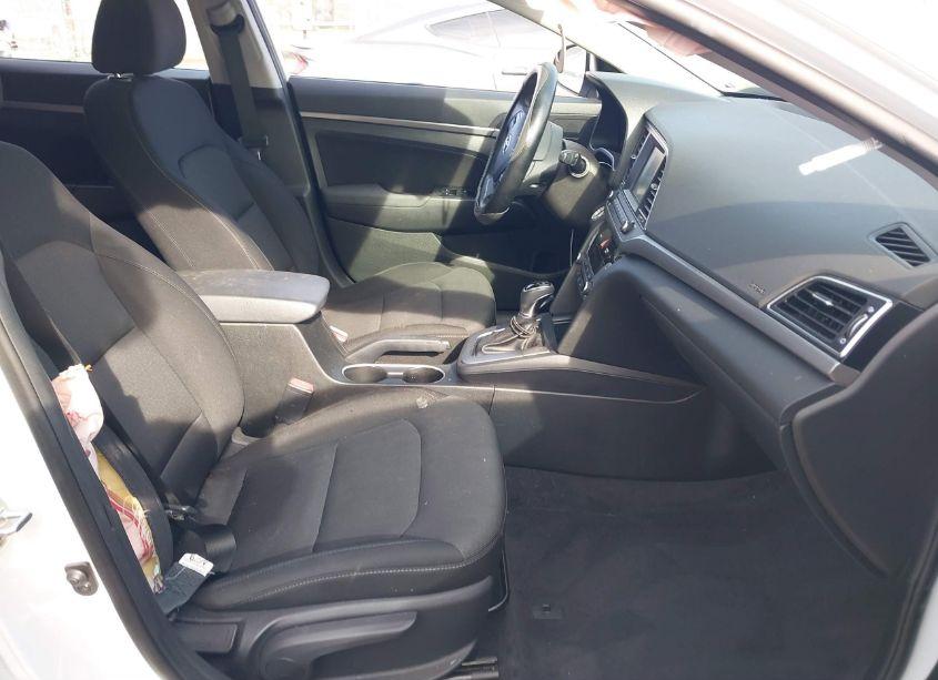 Photo 5 of 2018 Hyundai Elantra VALUE EDITION (VIN 5NPD84LF4JH352472)