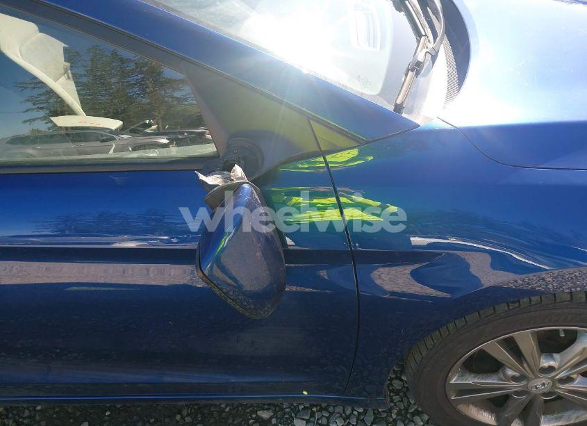 Photo 6 of 2018 Hyundai Elantra SEL (VIN 5NPD84LF4JH352973)