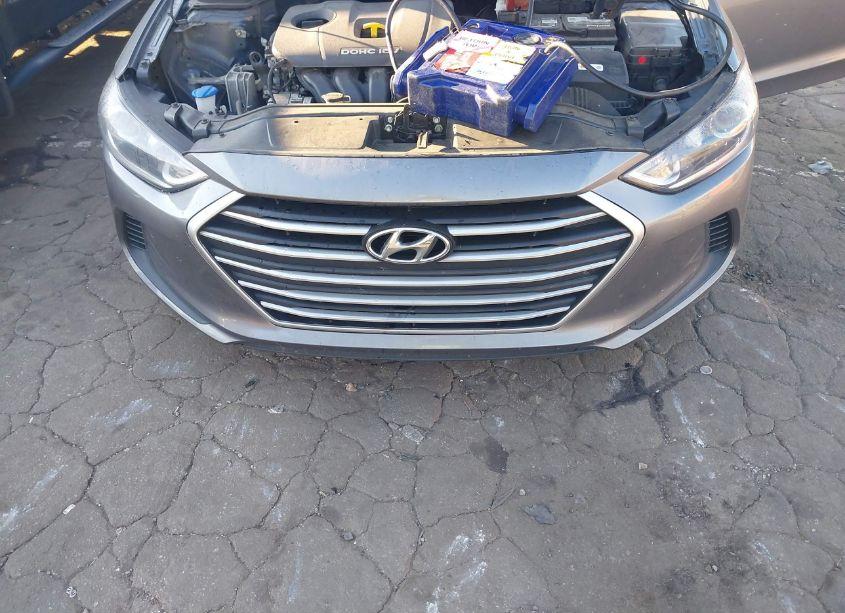 Photo 6 of 2018 Hyundai Elantra SEL (VIN 5NPD84LF4JH368896)