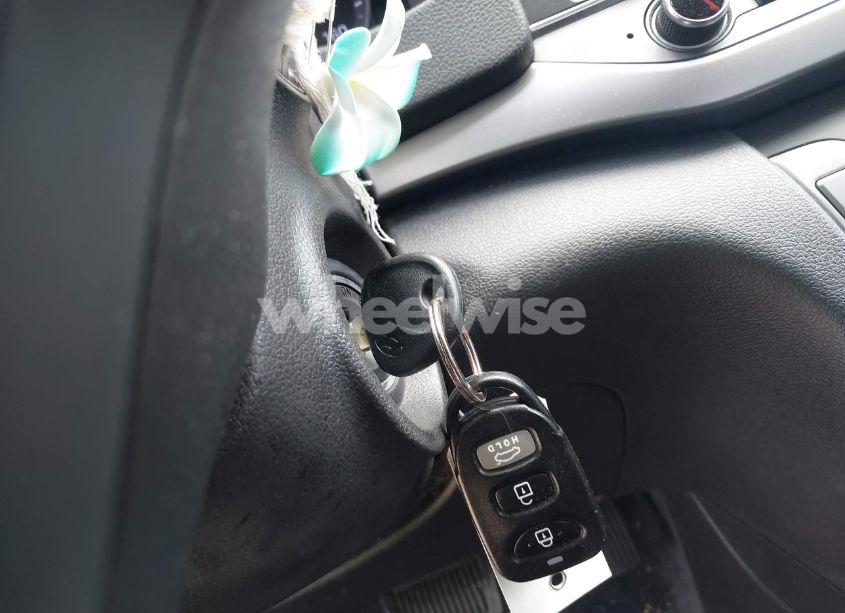 Photo 11 of 2018 Hyundai Elantra SEL (VIN 5NPD84LF4JH370924)