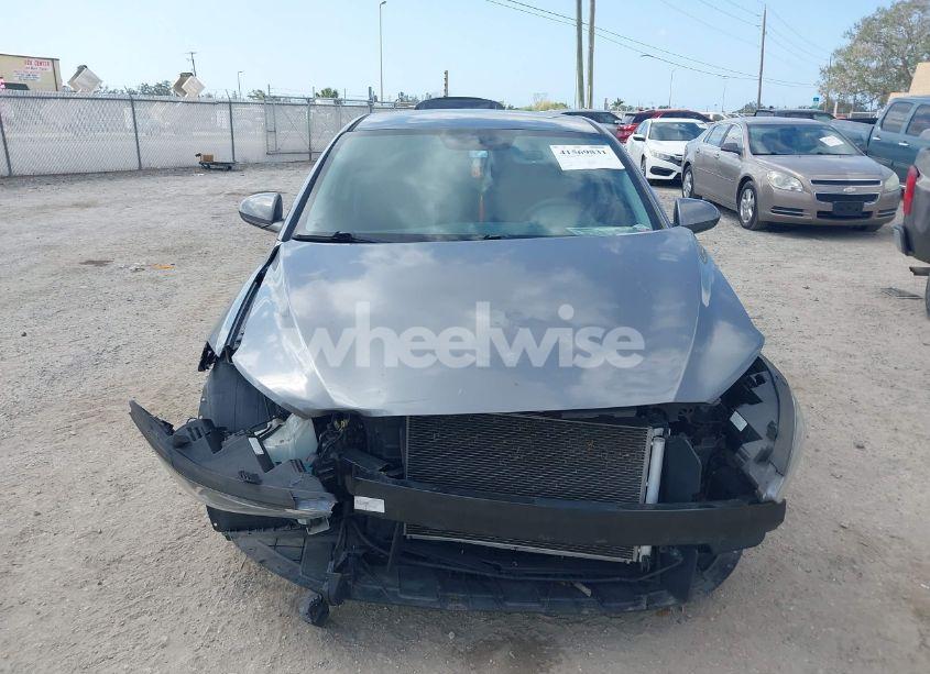 Photo 13 of 2018 Hyundai Elantra SEL (VIN 5NPD84LF4JH370924)