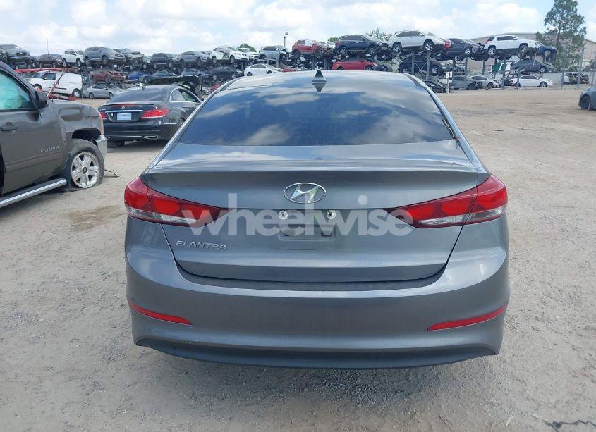 Photo 17 of 2018 Hyundai Elantra SEL (VIN 5NPD84LF4JH370924)