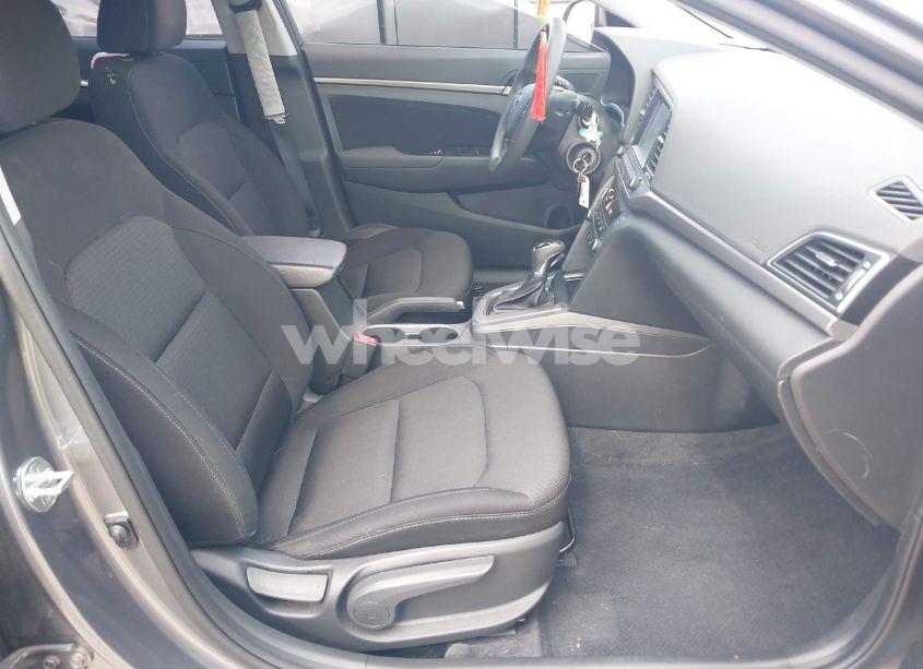 Photo 5 of 2018 Hyundai Elantra SEL (VIN 5NPD84LF4JH370924)