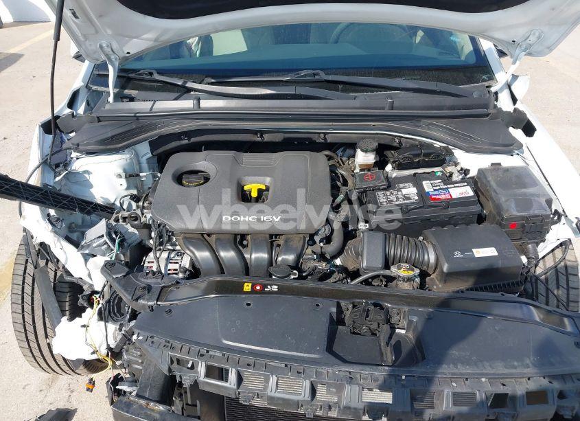 Photo 10 of 2018 Hyundai Elantra SEL (VIN 5NPD84LF4JH381843)