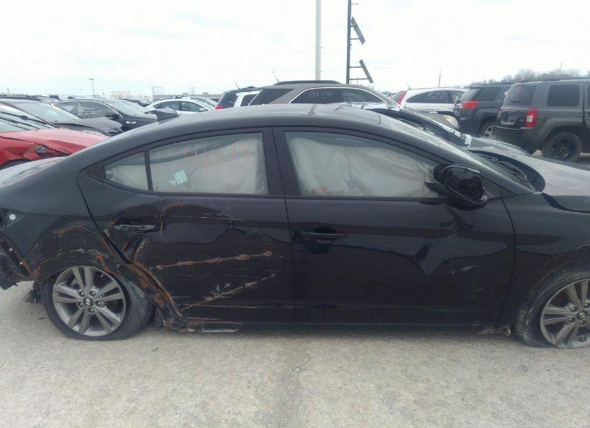 Photo 12 of 2018 Hyundai Elantra SEL (VIN 5NPD84LF4JH386346)