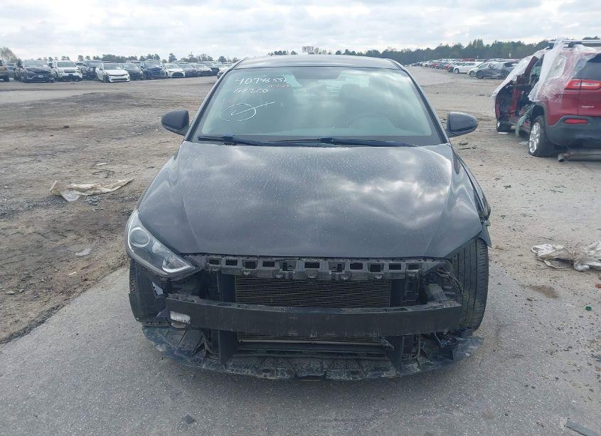 Photo 12 of 2018 Hyundai Elantra SEL (VIN 5NPD84LF4JH400911)