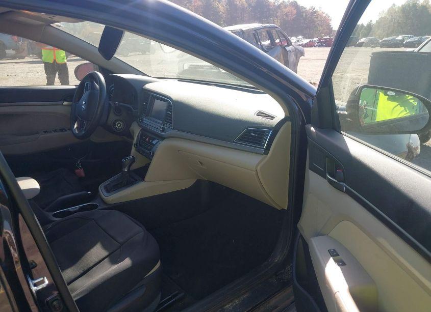 Photo 5 of 2018 Hyundai Elantra SEL (VIN 5NPD84LF4JH400911)