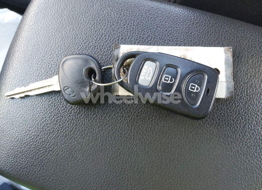 Photo 11 of 2019 Hyundai Elantra SEL (VIN 5NPD84LF4KH418293)