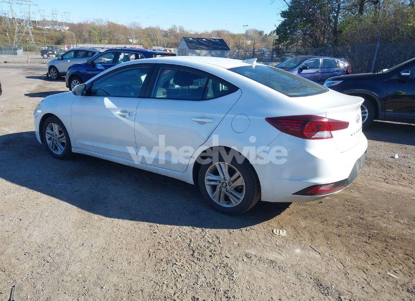 Photo 3 of 2019 Hyundai Elantra SEL (VIN 5NPD84LF4KH418293)