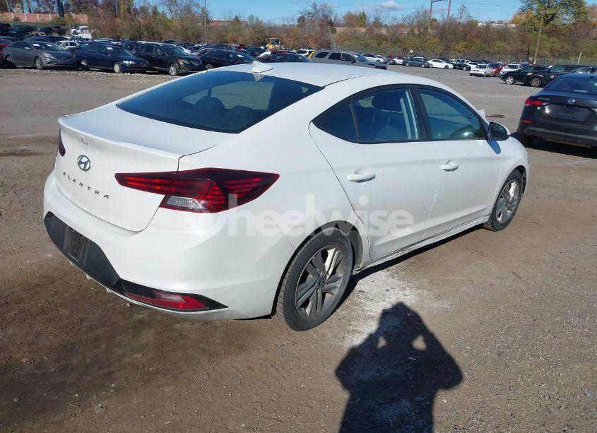 Photo 4 of 2019 Hyundai Elantra SEL (VIN 5NPD84LF4KH418293)