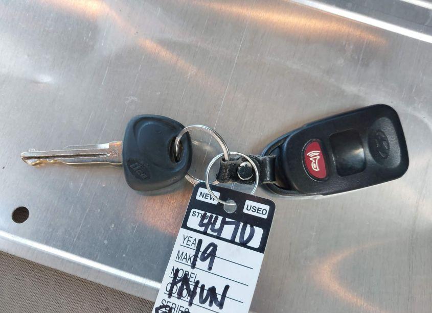 Photo 11 of 2019 Hyundai Elantra SEL (VIN 5NPD84LF4KH423039)