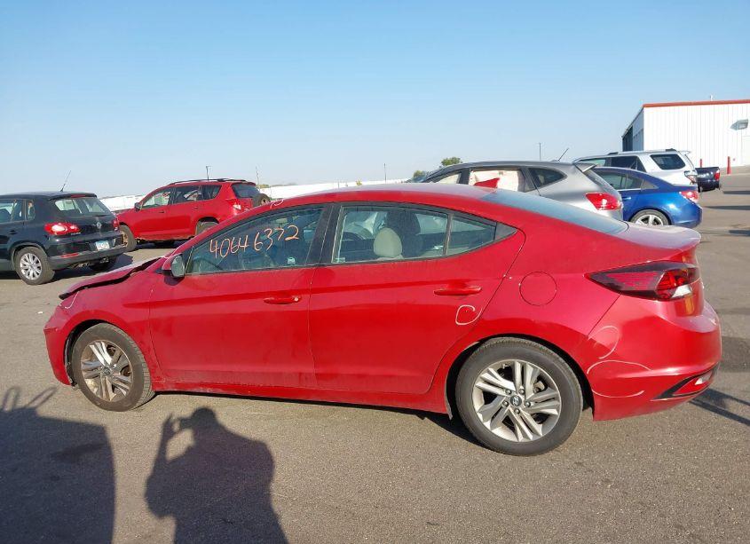 Photo 14 of 2019 Hyundai Elantra SEL (VIN 5NPD84LF4KH423039)